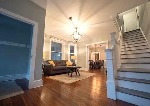 Building Photo - 34 E Liberty St