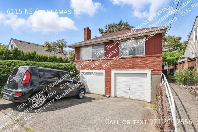 Building Photo - 6115 NE Clackamas St
