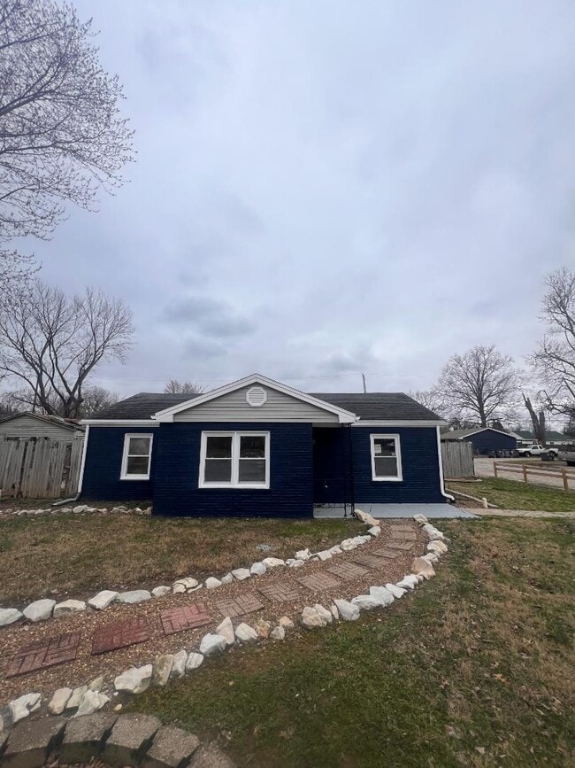Building Photo - 1501 Covert Ave