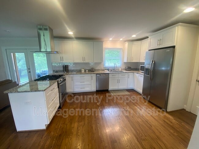 Foto del edificio - 10100 N Coleman Rd