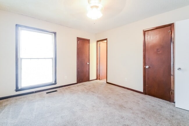 Building Photo - Lovely 4 Bed in Birmingham, AL