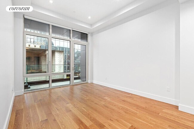 Foto del edificio - 21-59-59 44th Dr
