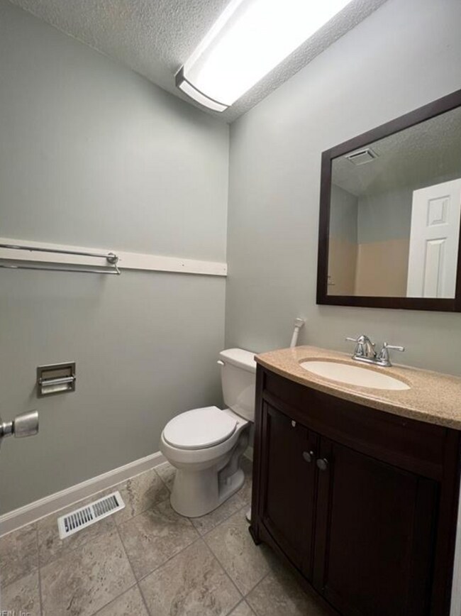 325 Elderwood Ct, Virginia Beach, VA 23462 Townhome Rentals in