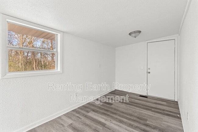 Building Photo - 5706 14th St S