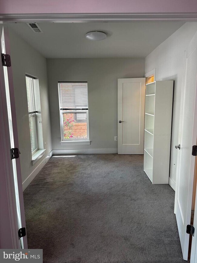 Foto del edificio - 1414 Piccard Dr