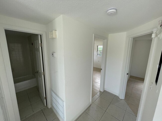 Foto del edificio - 5317 Avery Rd