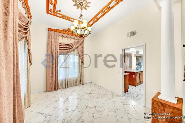 Foto del edificio - 19872 Sunset Vista Rd