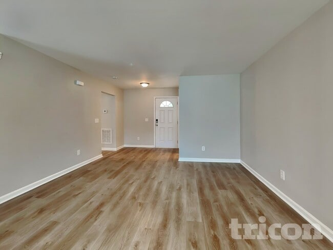 Building Photo - 5820 Bryanstone Pl