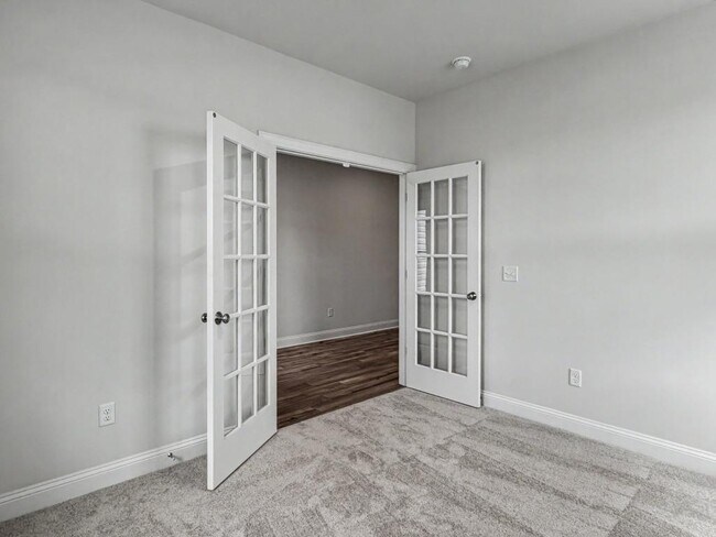 Foto del edificio - 7461 Linda Vis Ln