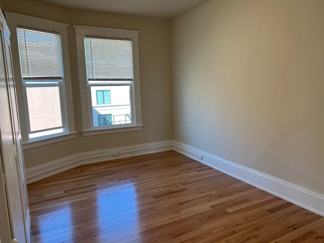 Foto del edificio - 1580 Jackson St