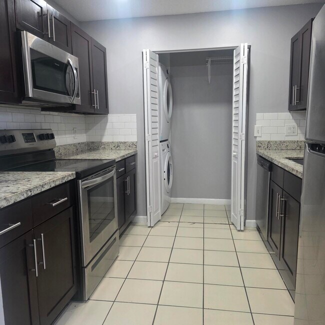 Foto del edificio - 11441 NW 41st St
