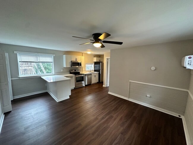 Building Photo - 3509 Park Ave