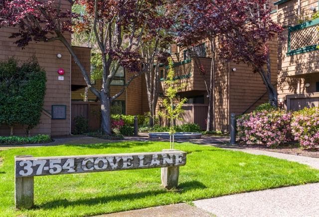 Foto principal - 46 Cove Ln