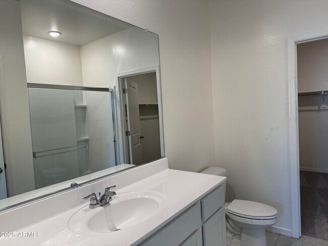 Foto del edificio - 24207 W Hidalgo Ave