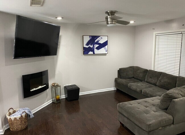 Foto del edificio - 960 Gaston St SW