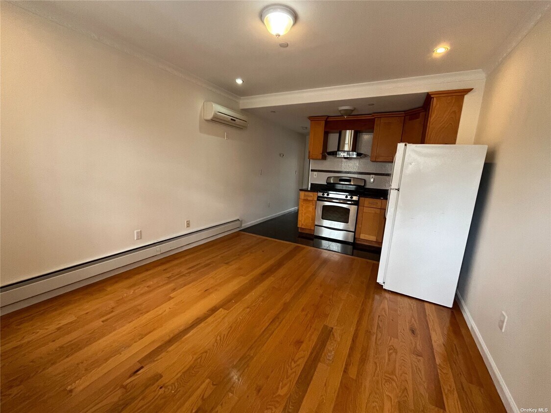 Foto del edificio - 120 Bay 29th St