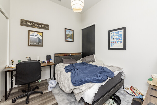 Foto del edificio - 2317 N Clark St