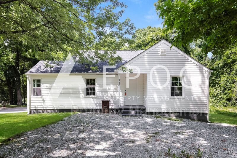 710 Cedar Ln Dr, Thomasville, NC 27360 House Rental in Thomasville