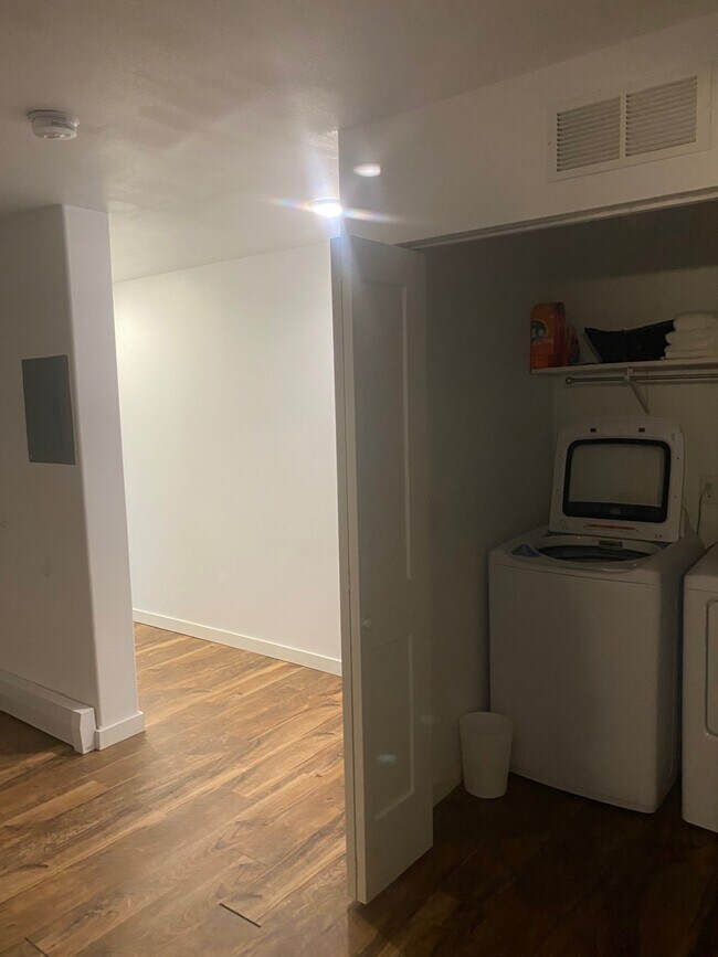 Foto del edificio - 305 Stedman St