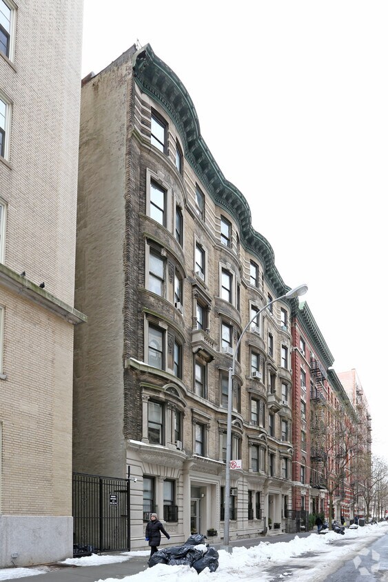 Foto principal - 308 W 93rd St