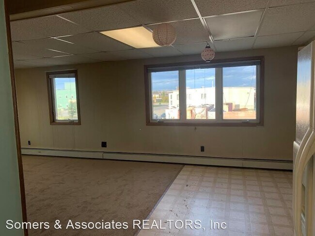 Building Photo - 1007 Aurora Dr