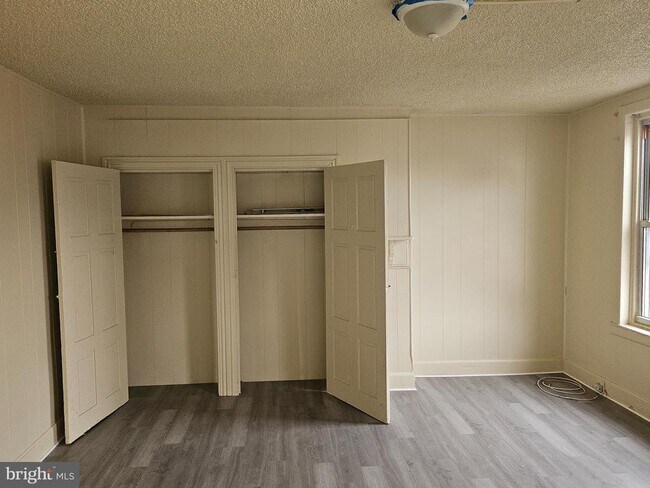 Building Photo - 2526 N 5th St