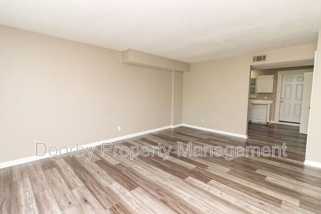 Foto del edificio - 5238 Donlyn Dr