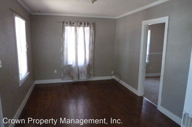 Building Photo - 2 br, 1 bath House - 840 Marks Dr NE