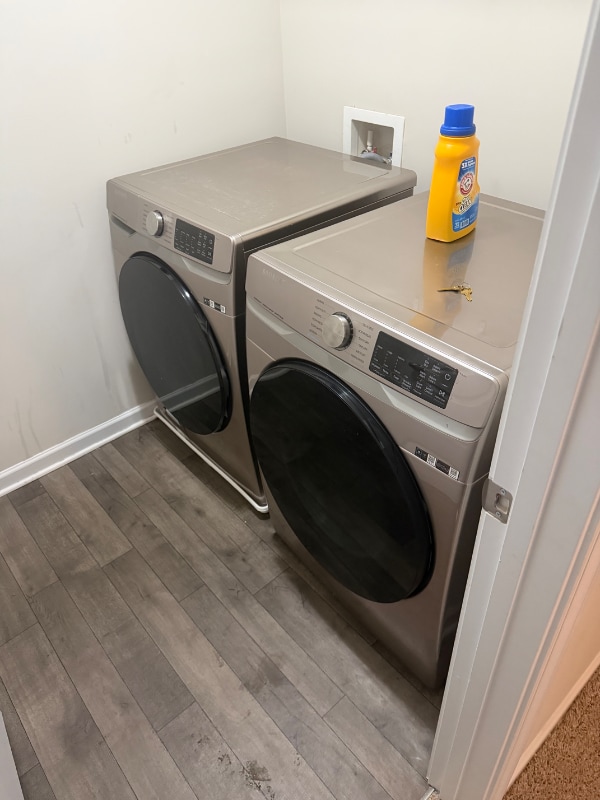 Foto del edificio - 1115 Burgundy Dr