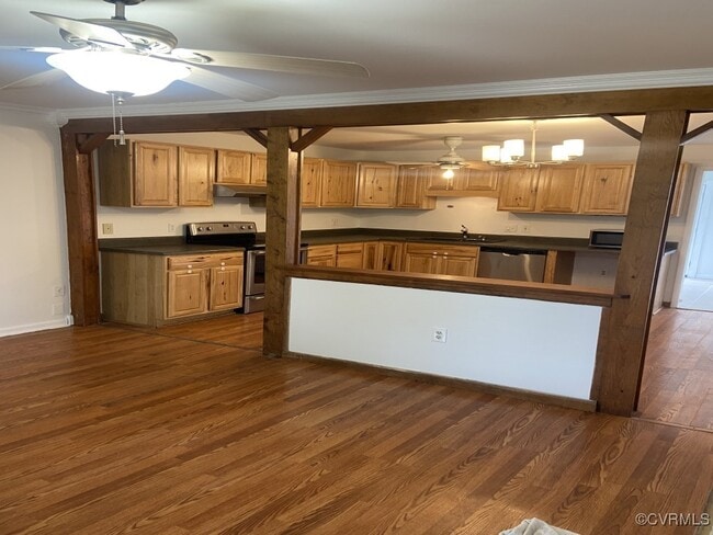 Foto del edificio - 6467 Lakevista Dr