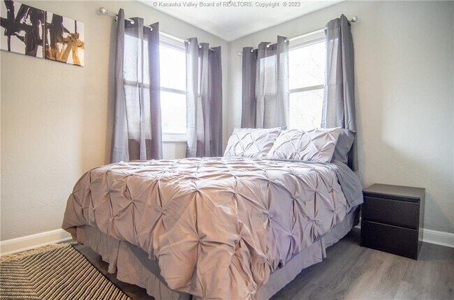 Foto del edificio - 5417 Washington Ave SE