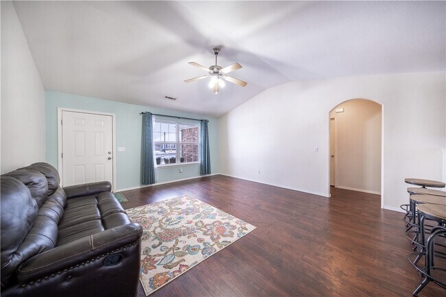 Foto del edificio - 5403 SW Cherry Creek Rd
