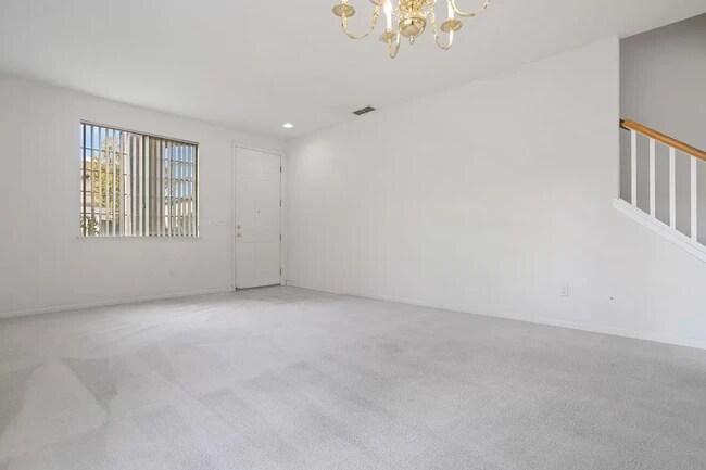 Foto del edificio - 4448 English Oaks Ave