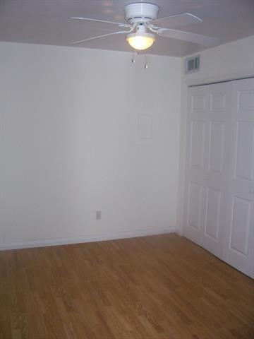 Foto del edificio - 9825 Walnut St