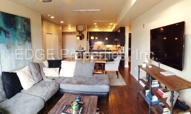 Foto principal - 2650 W Front View Crescent Dr