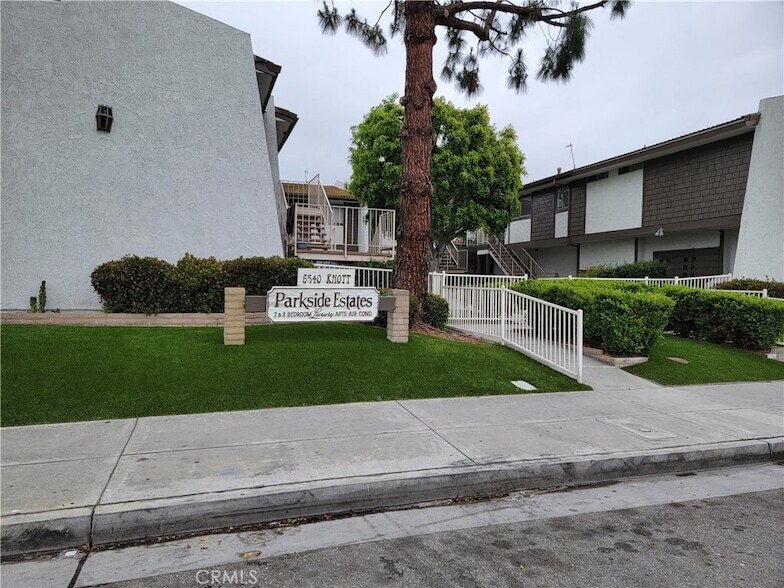 Primary Photo - 6540 Knott Ave