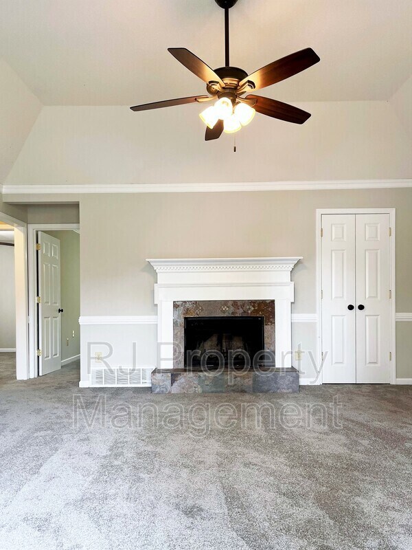 Photo - 1079 Harpeth Dr House