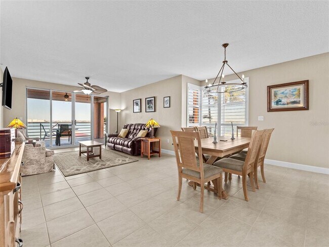 Foto del edificio - 4953 Bacopa Ln S