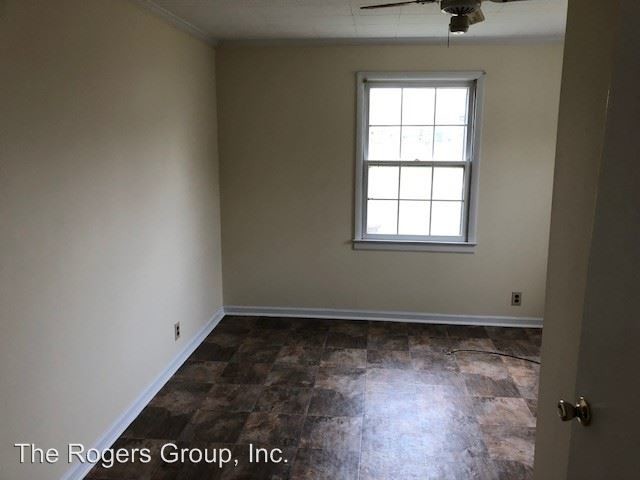 Building Photo - 1 br, 1 bath House - 212 N Shank St