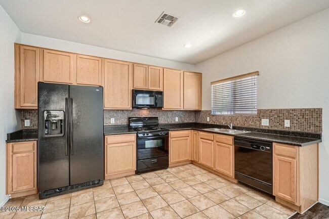 Foto del edificio - 8437 W Green Kingfisher Ln