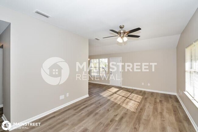Building Photo - 862 Lavergne Ln