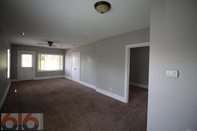 Foto del edificio - 1108 Elizabeth Ave NW