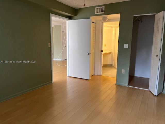 Building Photo - 2820 N Oakland Forest Dr