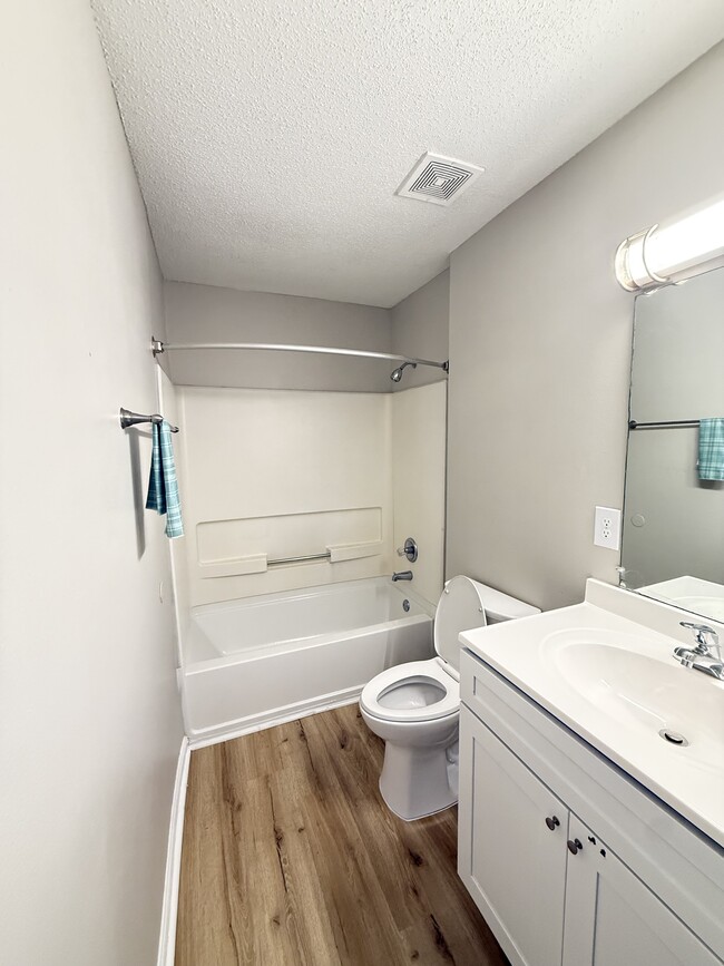 Building Photo - Canaan Pointe Apartments
