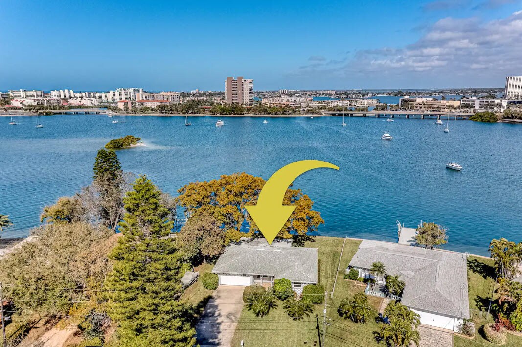 7160 S Shore Dr S, South Pasadena, FL 33707 House Rental in South