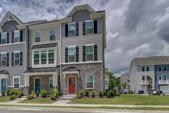 Building Photo - 243 Tern Ave