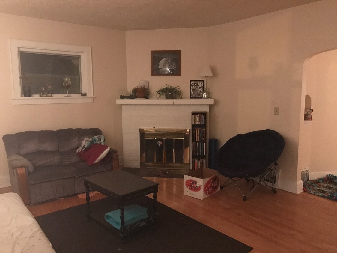 Primary Photo - 127 W Ohio St