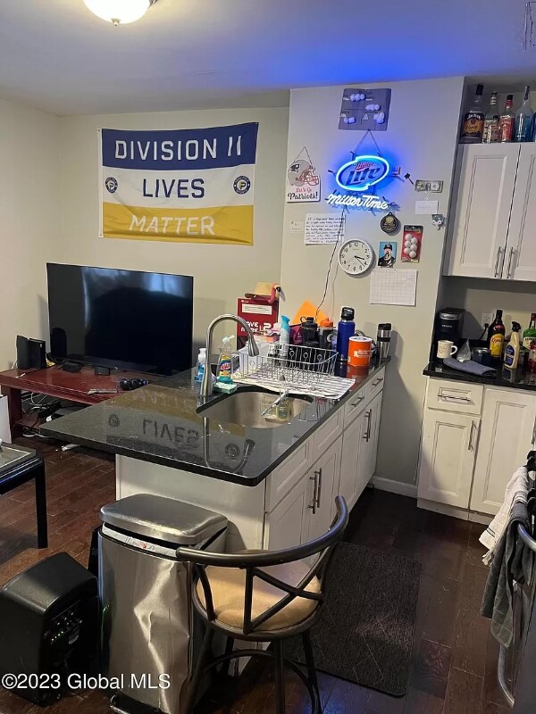 Foto del edificio - 423 Hudson Ave