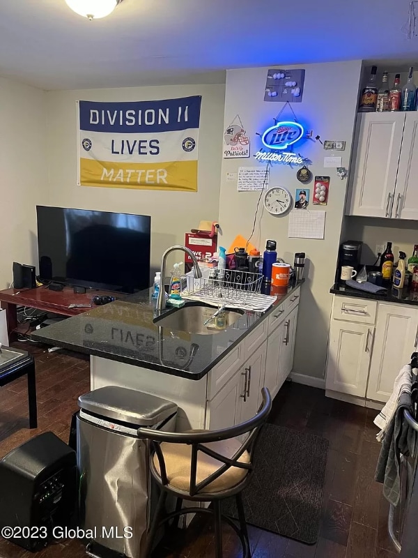 Building Photo - 423 Hudson Ave