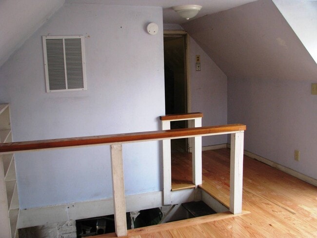 Building Photo - Foxhaven Farm Stonehouse!